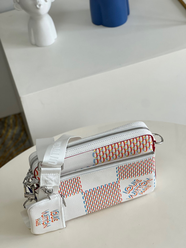 l0*is V*t0n trio messenger