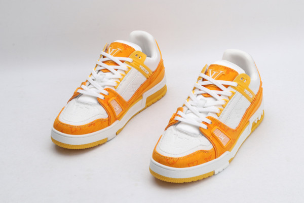 l0*is V*t0n trainer sneaker