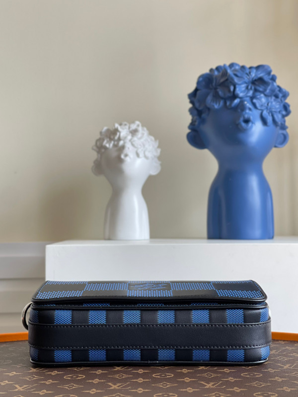 l0*is V*t0n studio messenger