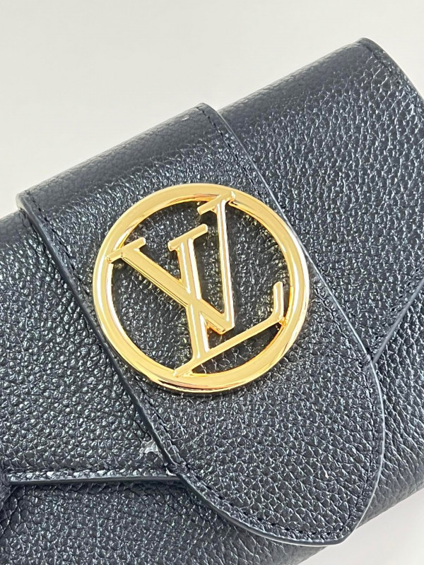 l0*is V*t0n pont 9 compact wallet