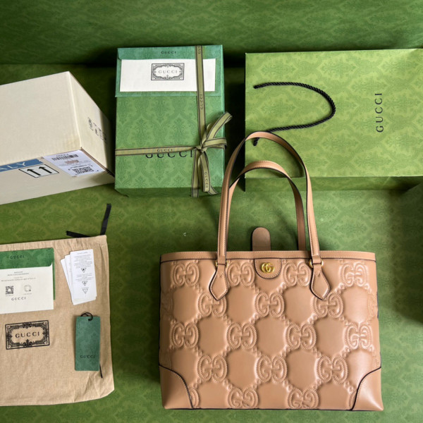 G*u*i gg matelassé leather medium tote