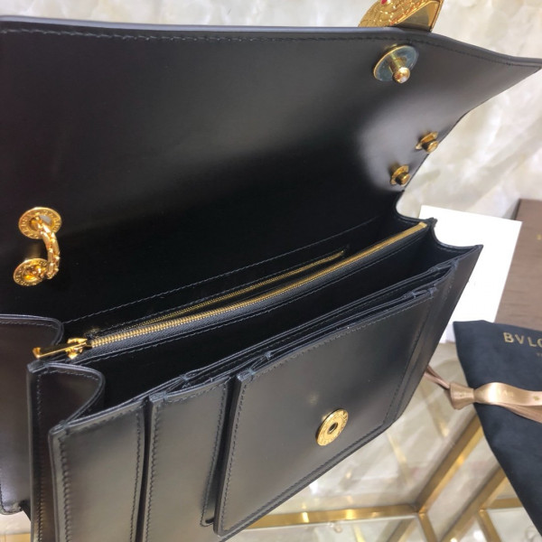 ale*d*r wang x B*l*ai