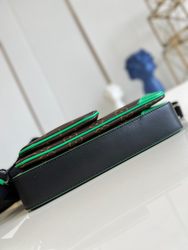 l0*is V*t0n trio messenger