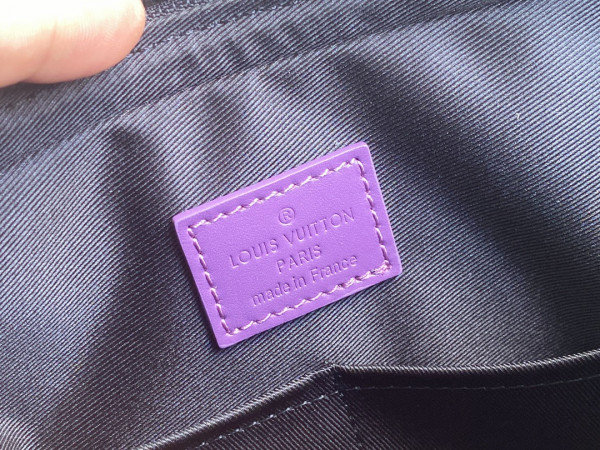 l0*is V*t0n trio messenger