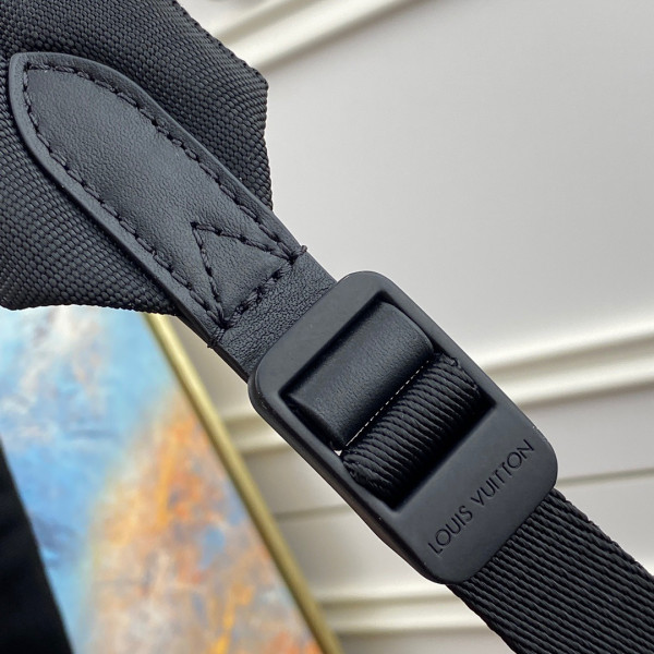 l0*is V*t0n backpack