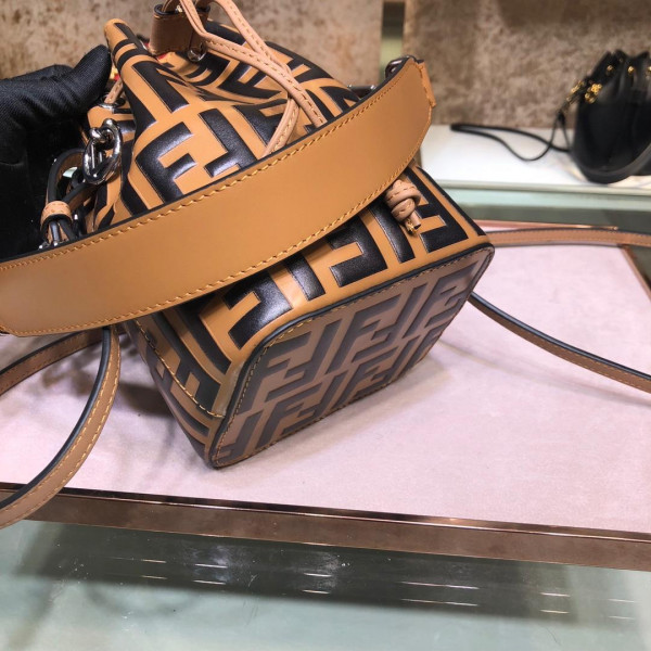 F**di mon tresor-12*18*10cm