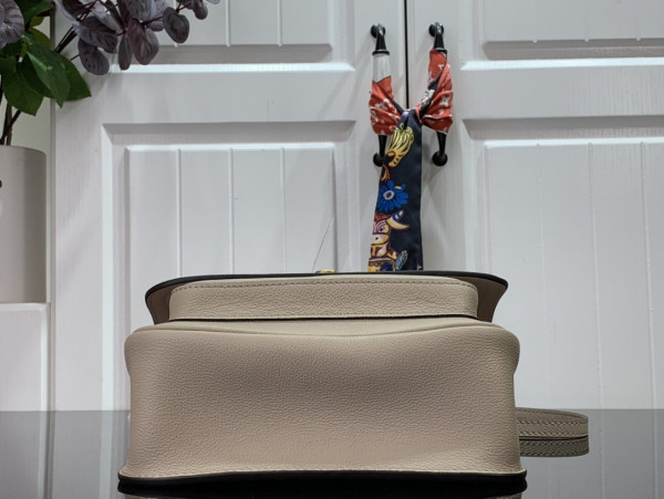 l0*is V*t0n lockme chain pm