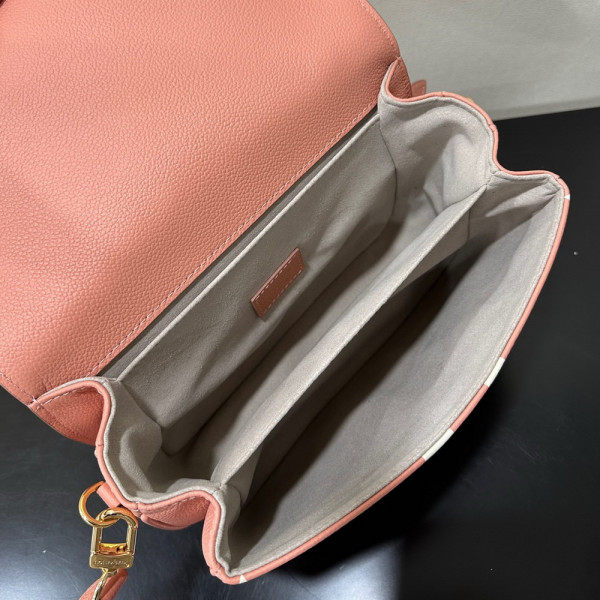 l0*is V*t0n pochette mÉtis