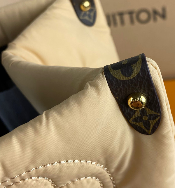 l0*is V*t0n onthego gm