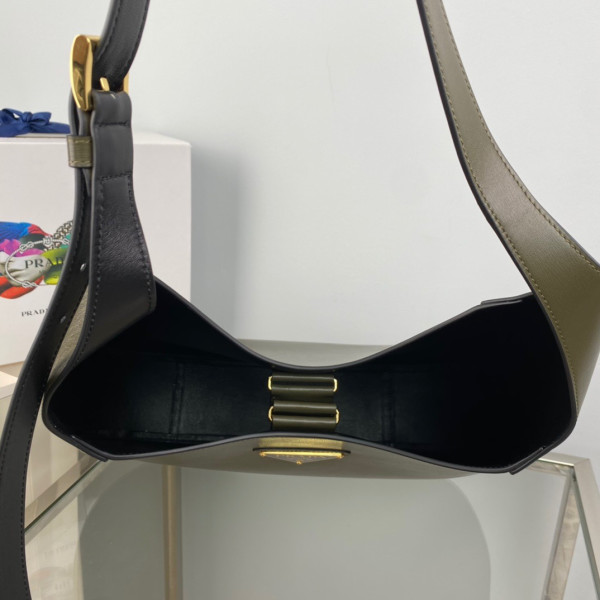 Pra*a large leather shoulder bag with topstitching