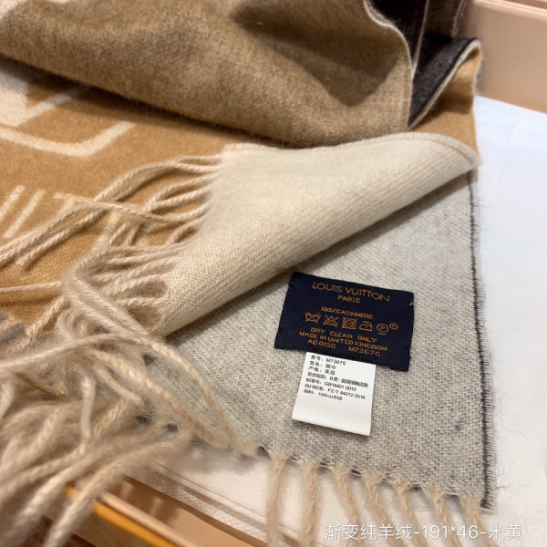 l0*is V*t0n reykjavik gradient scarf