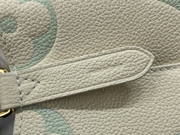 l0*is V*t0n nÉonoÉ bb