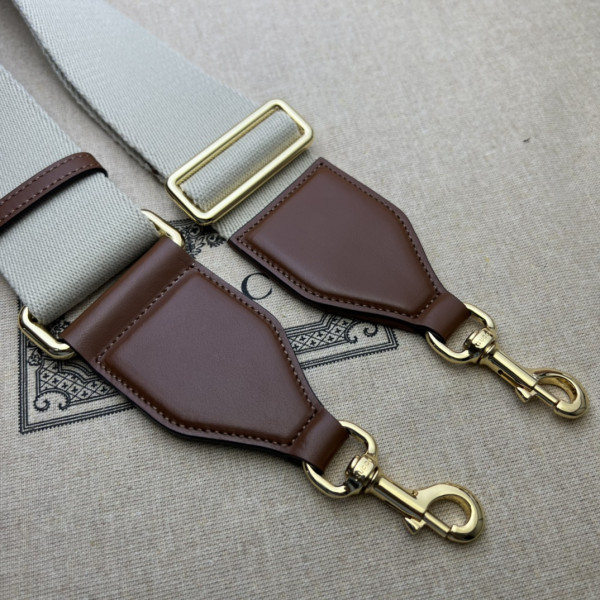 G*u*i gg matelassÉ small top handle bag