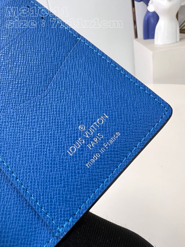 l0*is V*t0n pocket organizer-7.5*11.1*1 cm