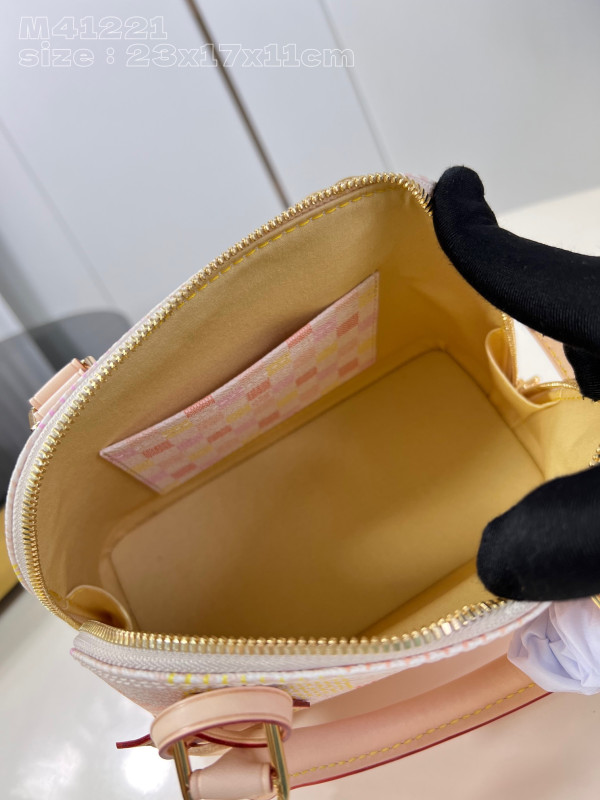 l0*is V*t0n alma bb-23.5*17.5*11.5cm