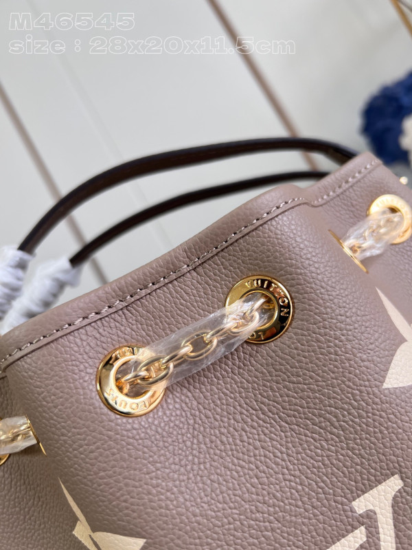 l0*is V*t0n summer bundle-28*20*11.5cm