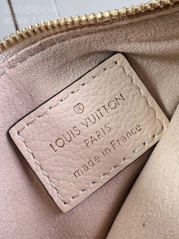 l0*is V*t0n summer bundle-28*20*11.5cm