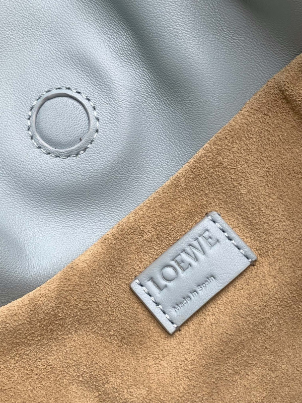 Lowee Flamenco clutch- 24.5*30*10.5cm