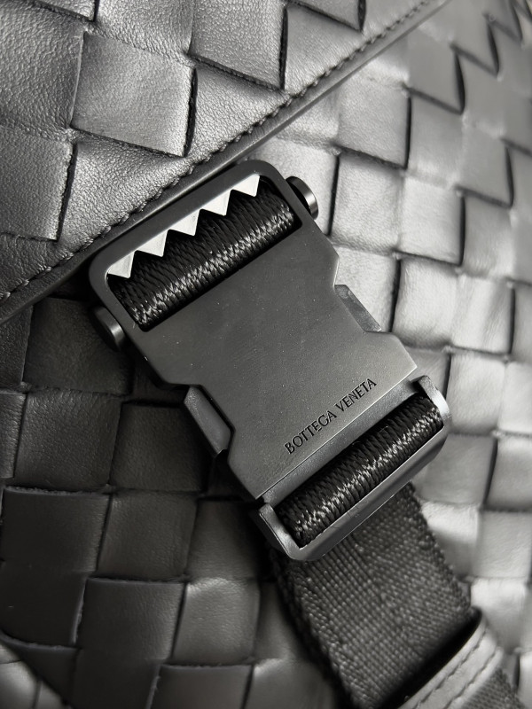 bo*te*ga Ve*ne*ta intrecciato backpack-38*26*15cm