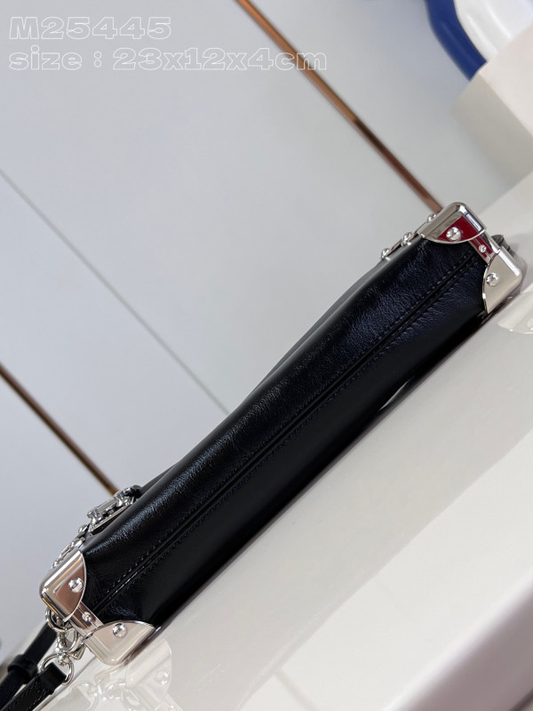 l0*is V*t0n slim trunk-23*12*4cm