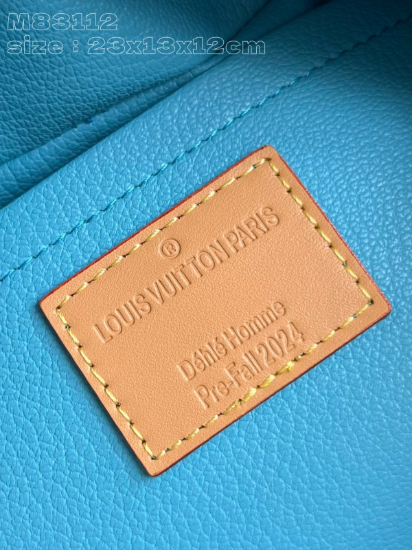 l0*is V*t0n locker dopp kit bag-23*13*12cm