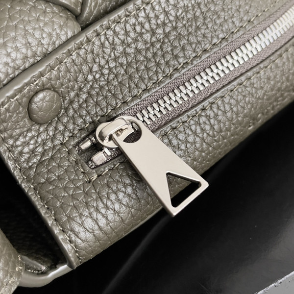 bo*te*ga Ve*ne*ta diago