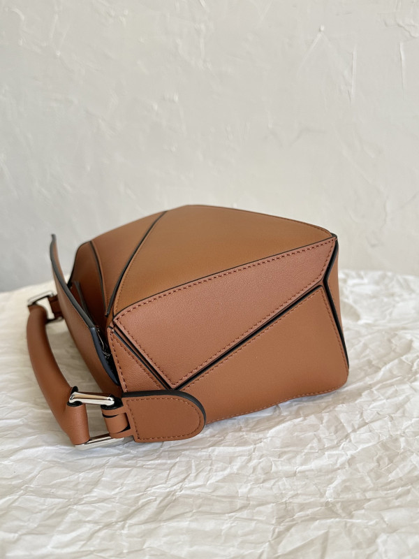 Lowee Small Puzzle Bag-24*16*10.5cm