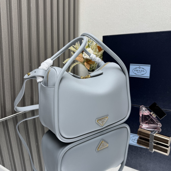 Pra*a darling leather handbag