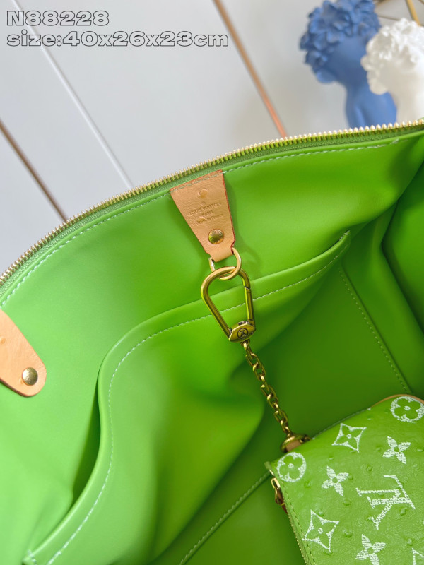 l0*is V*t0n speedy 40