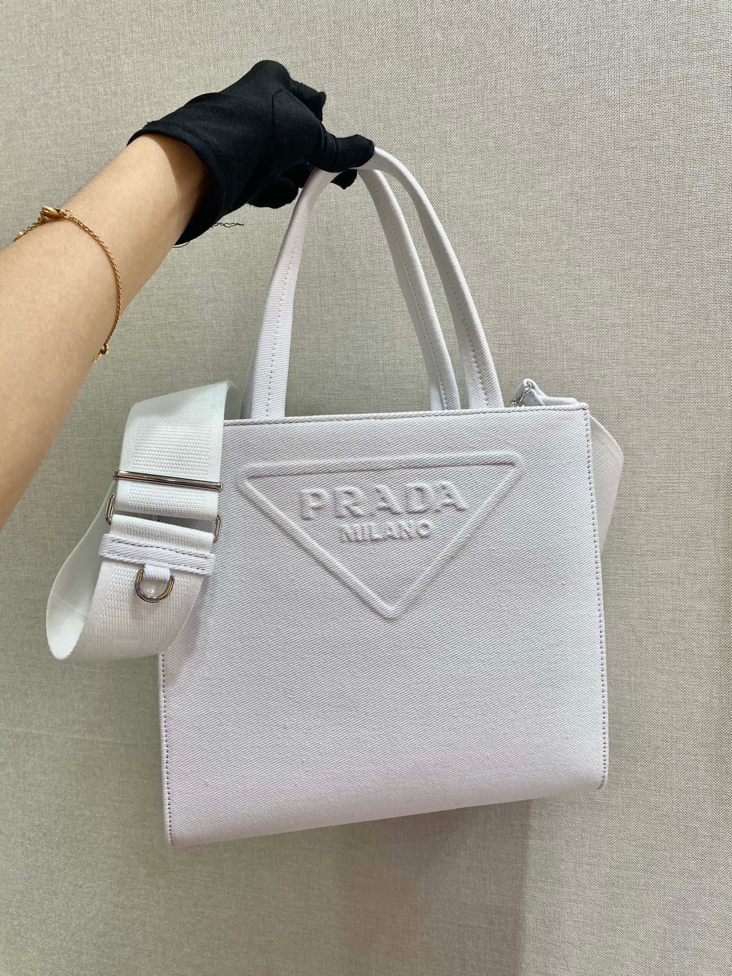 Pra*a tote bag