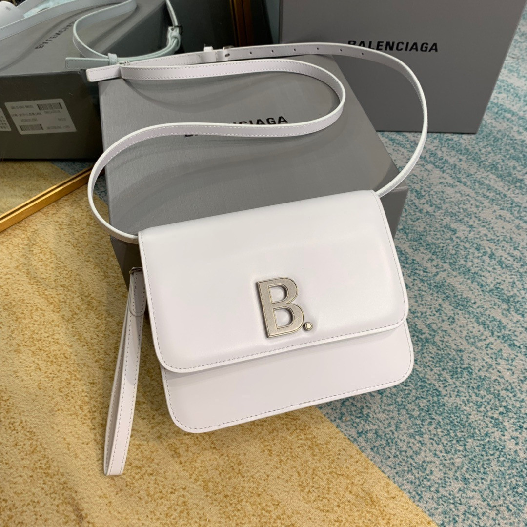 Ba*len*cia*ga women's b