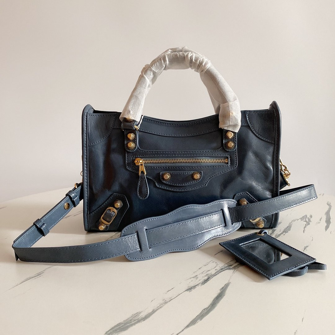 Ba*len*cia*ga classic city