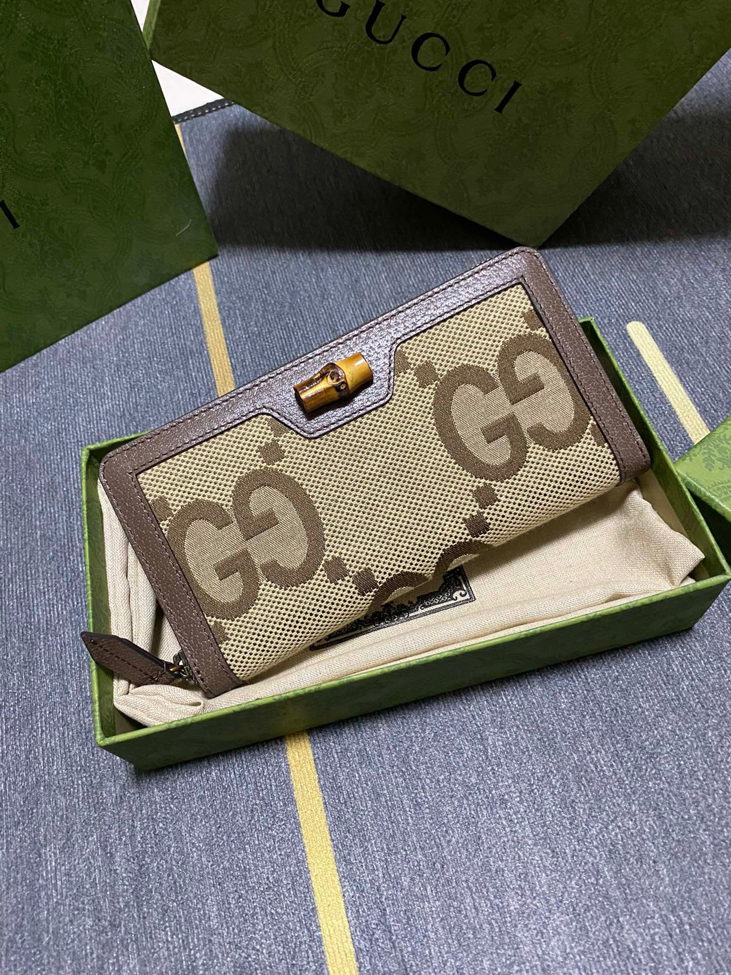 G*u*i diana jumbo gg wallet