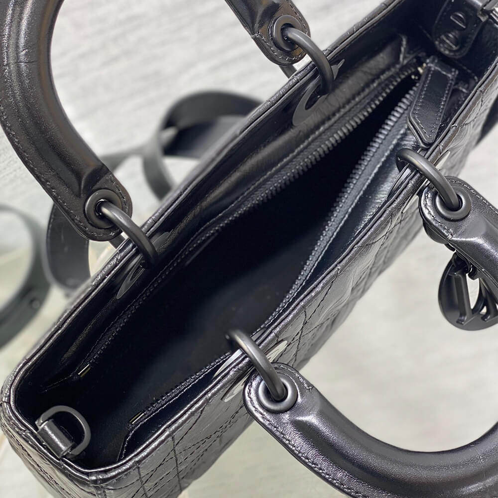 D*or small lady d-sire my abcD*or bag