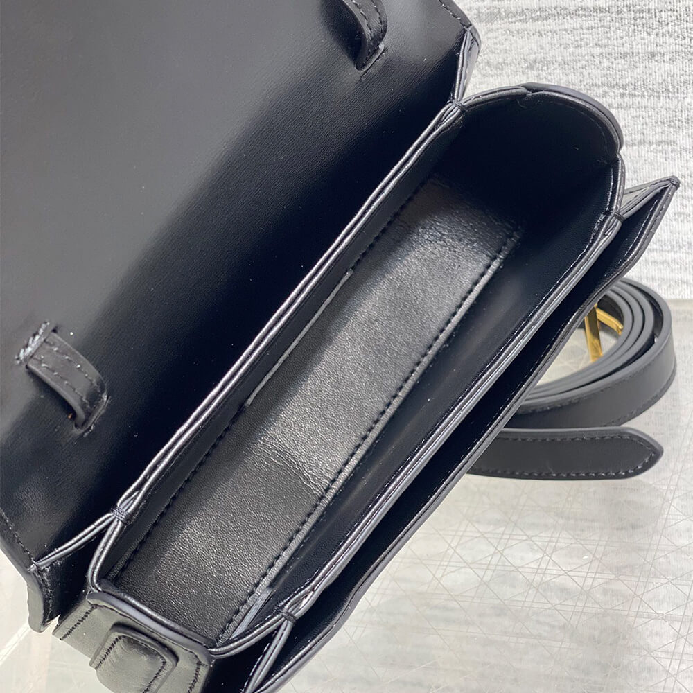 D*or small 30 montaigne avenue top handle bag