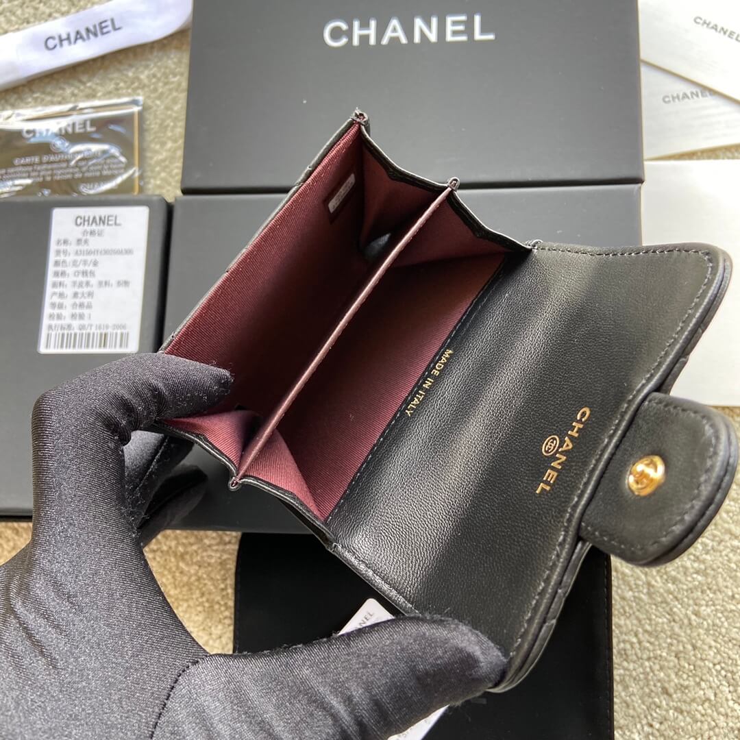 Ch*el classic small flap wallet