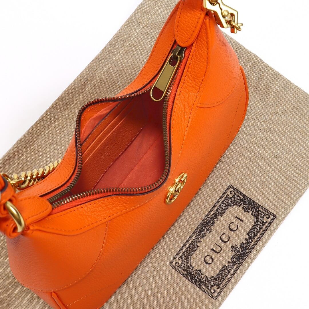 G*u*i aphrodite small shoulder bag